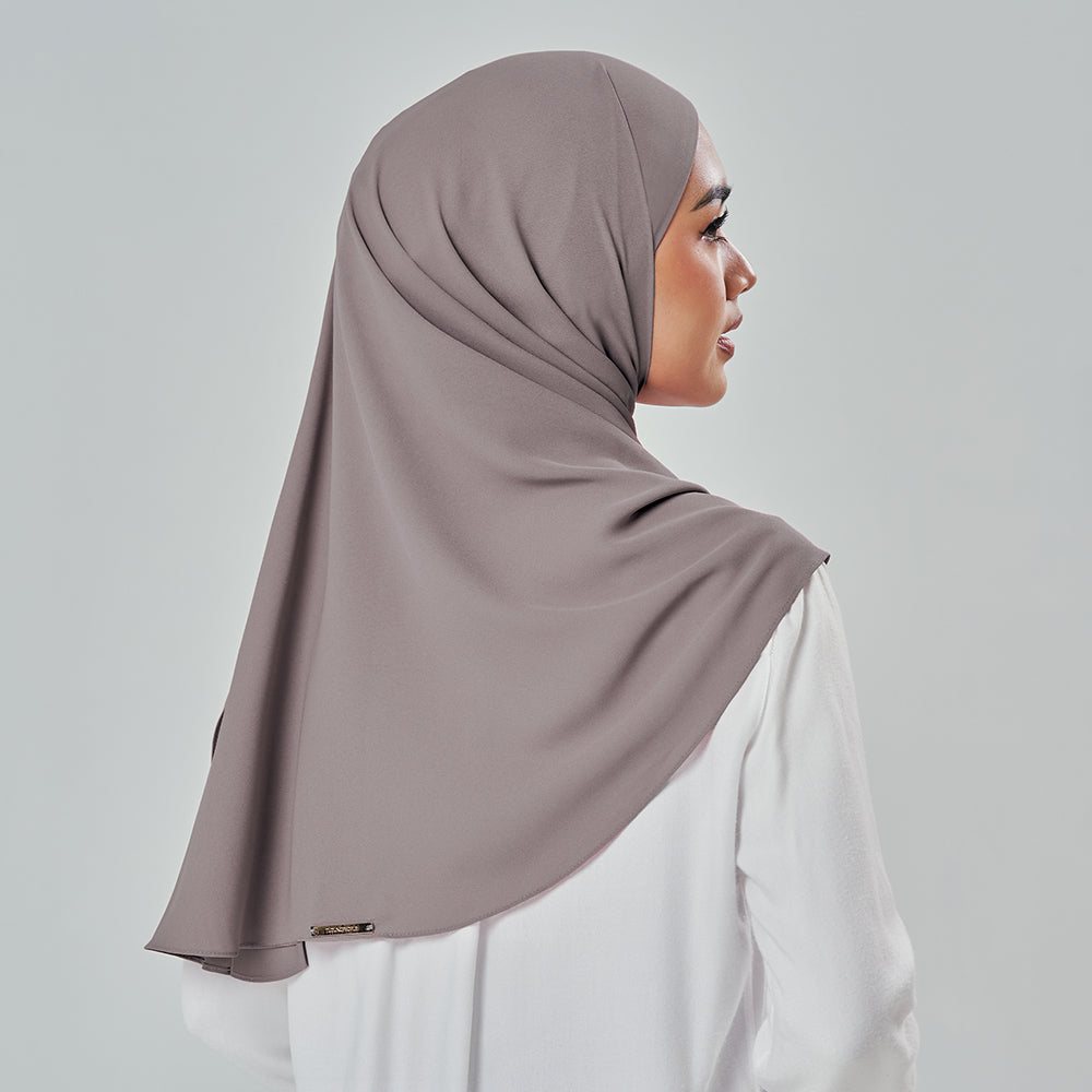 Niya Chiffon in Ash