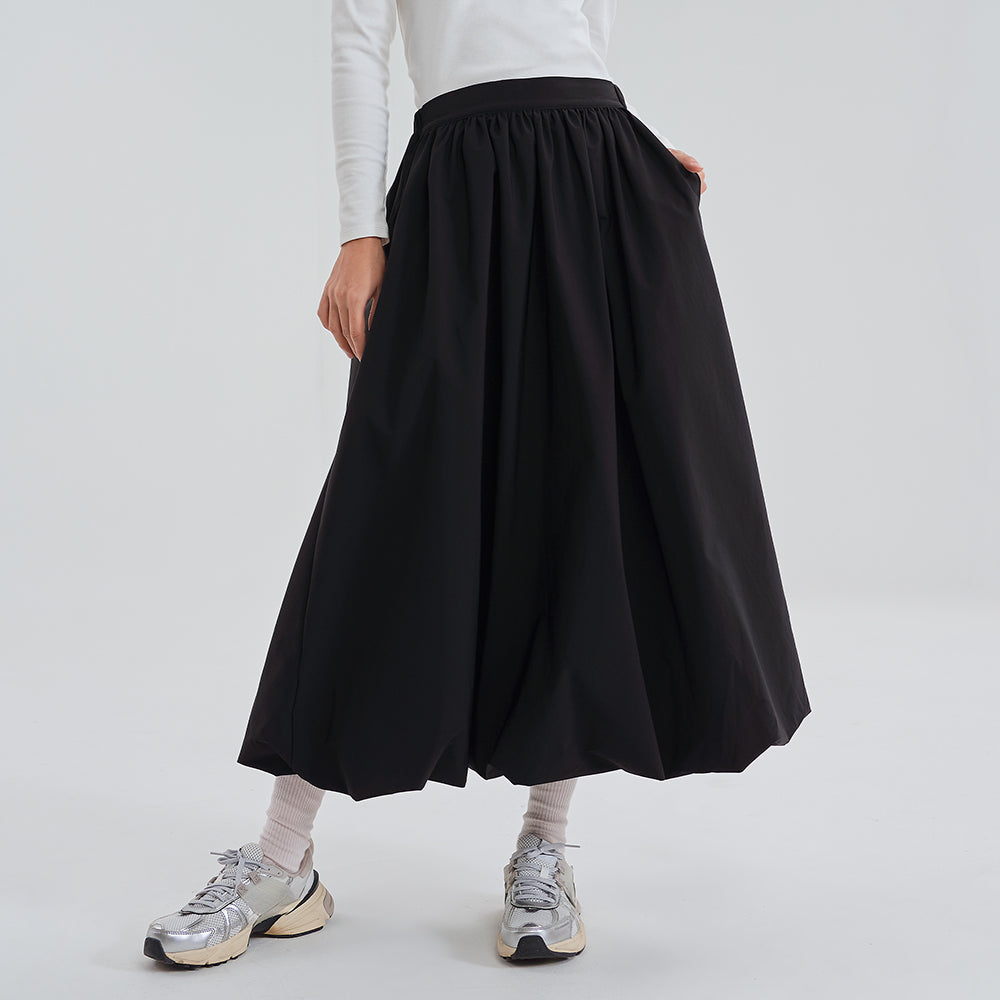 Balloon Skirt in Black