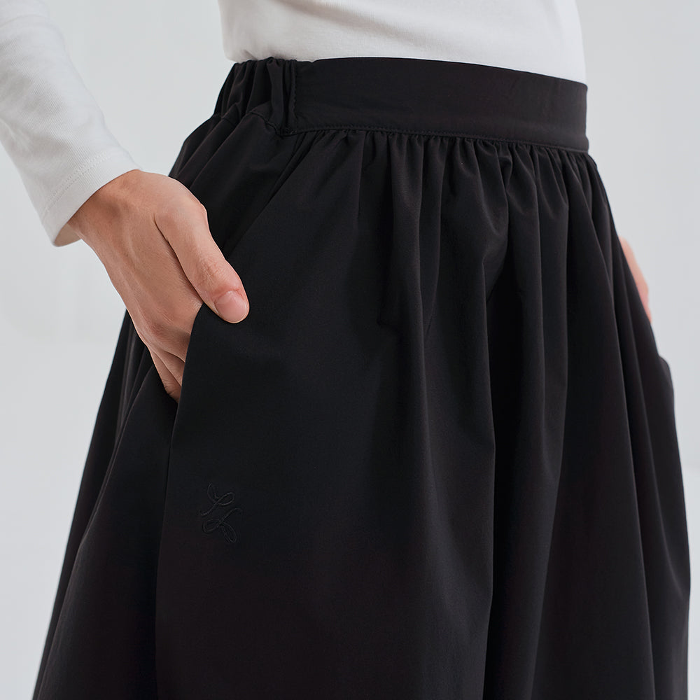 Balloon Skirt in Black