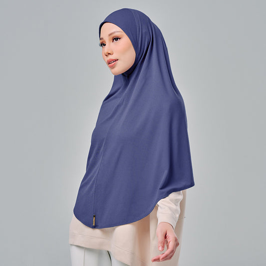 Najwa Sport: Khimar in Checkmate