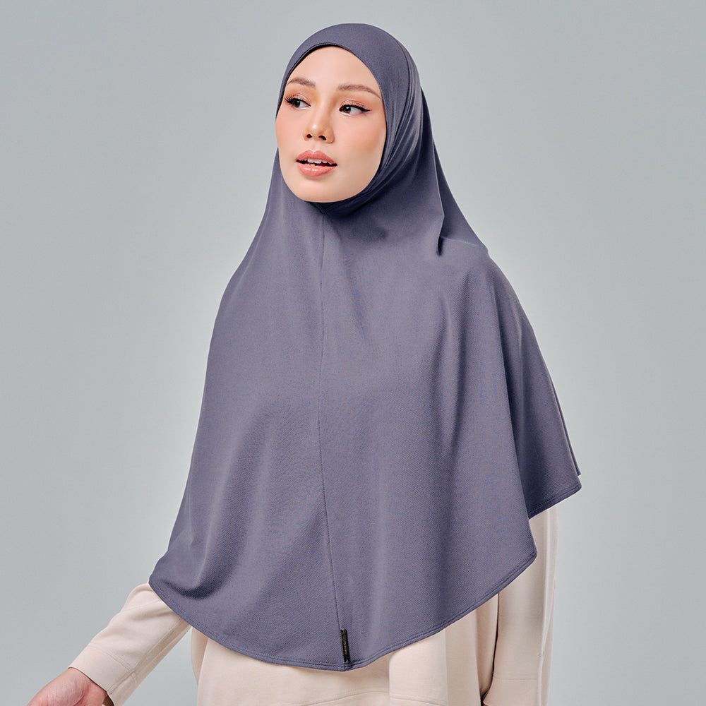 Najwa Sport: Khimar in Gambit