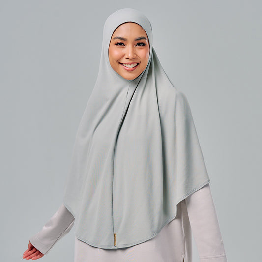 Najwa Sport: Khimar in Kick