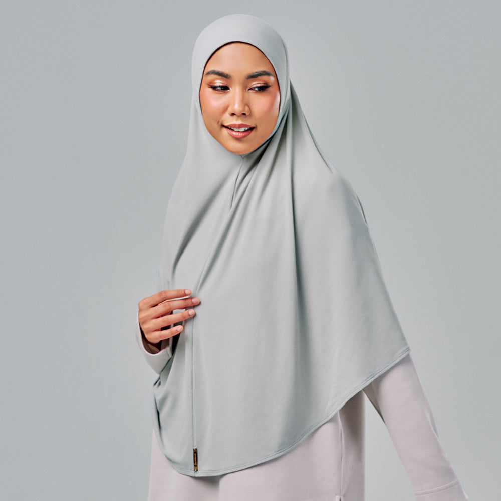 Najwa Sport: Khimar in Kick