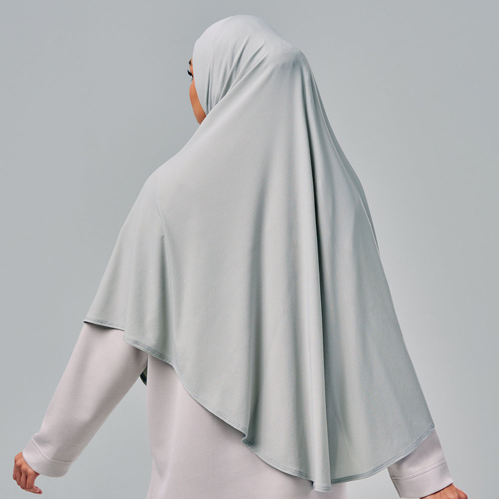 Najwa Sport: Khimar in Kick