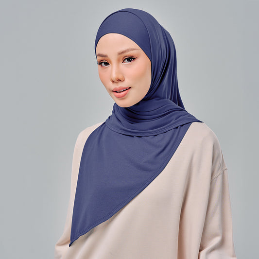 Najwa Sport:  Niya in Checkmate