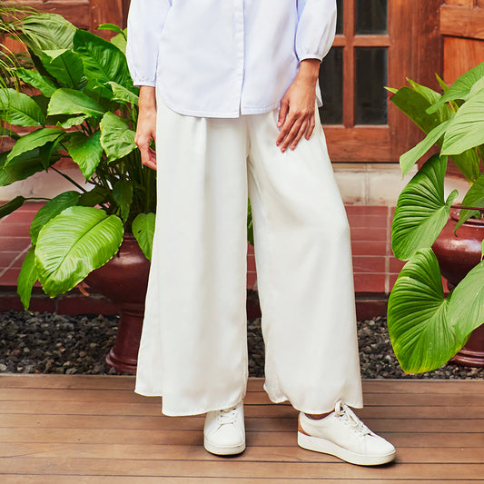 Satin Wide Pants in White (Large)