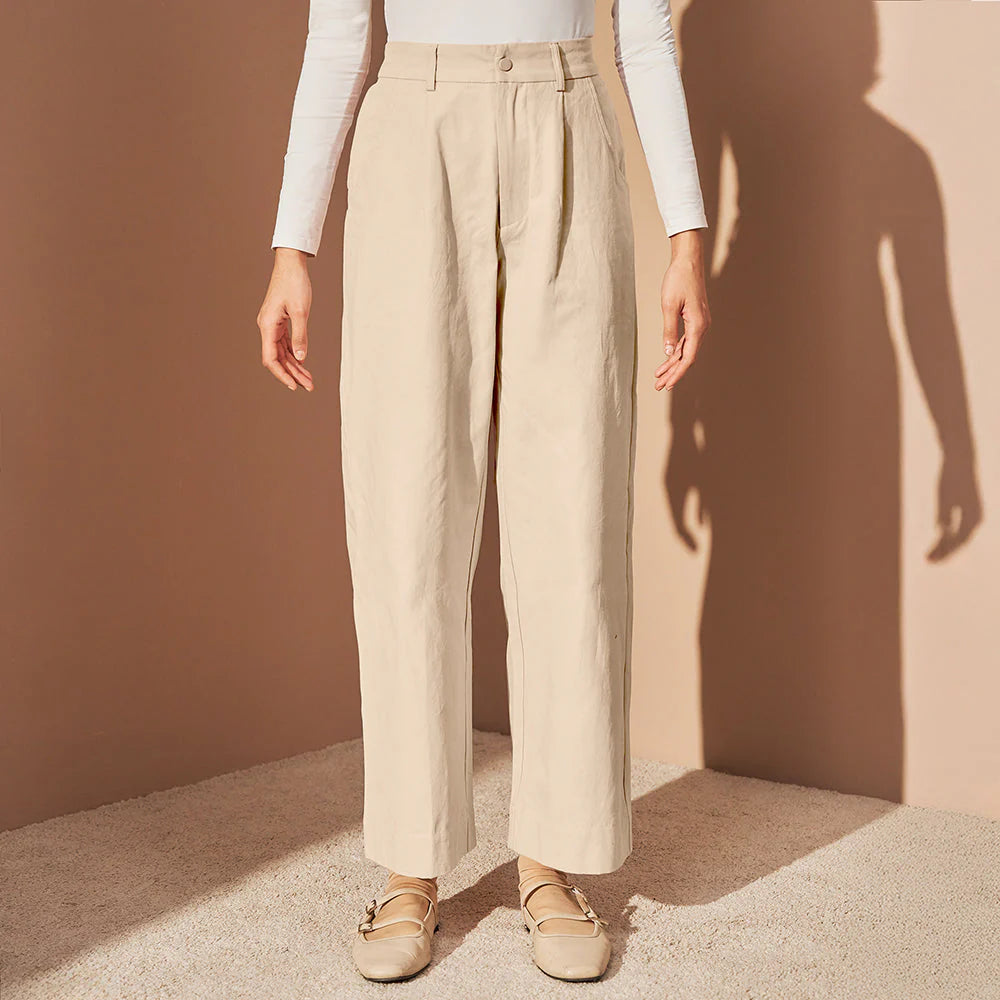 Field Pants in Cream