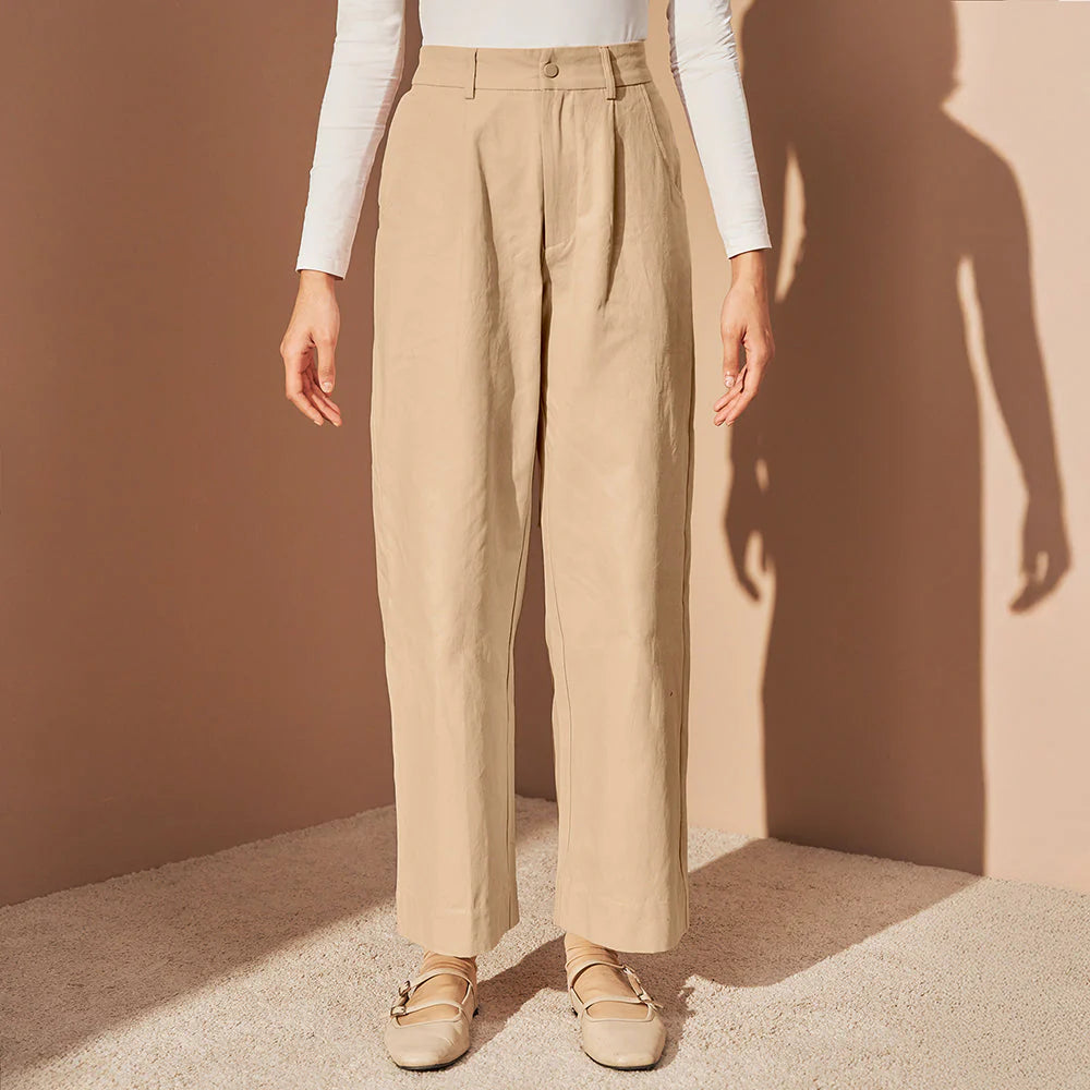 Field Pants in Khaki