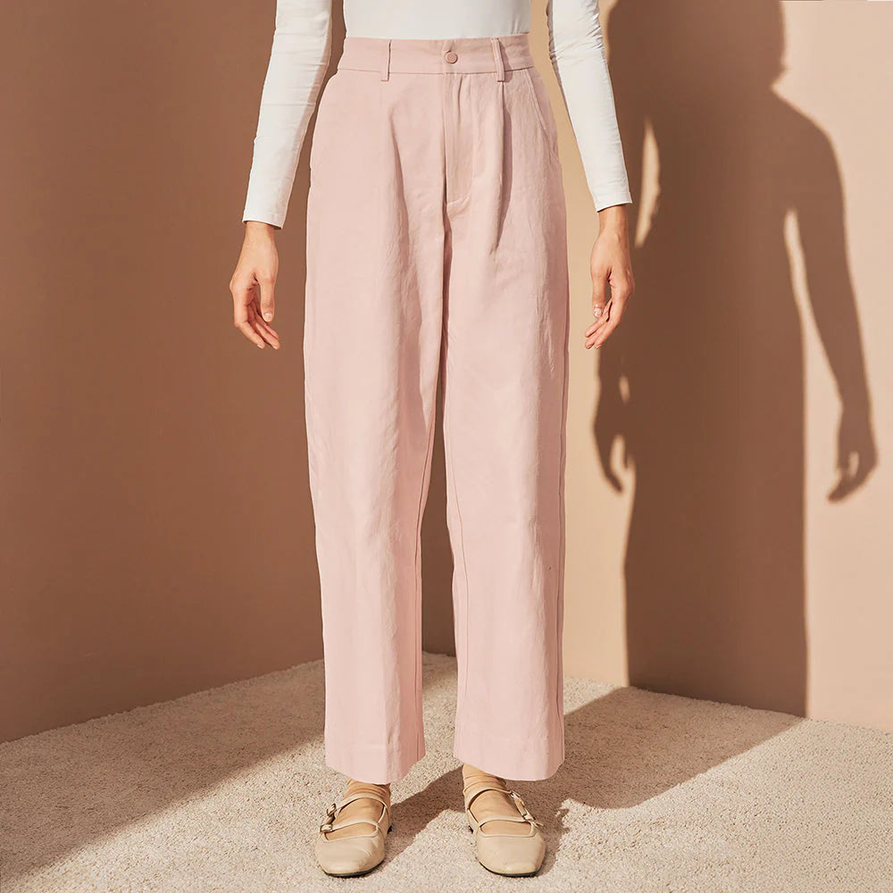 Field Pants in Pink