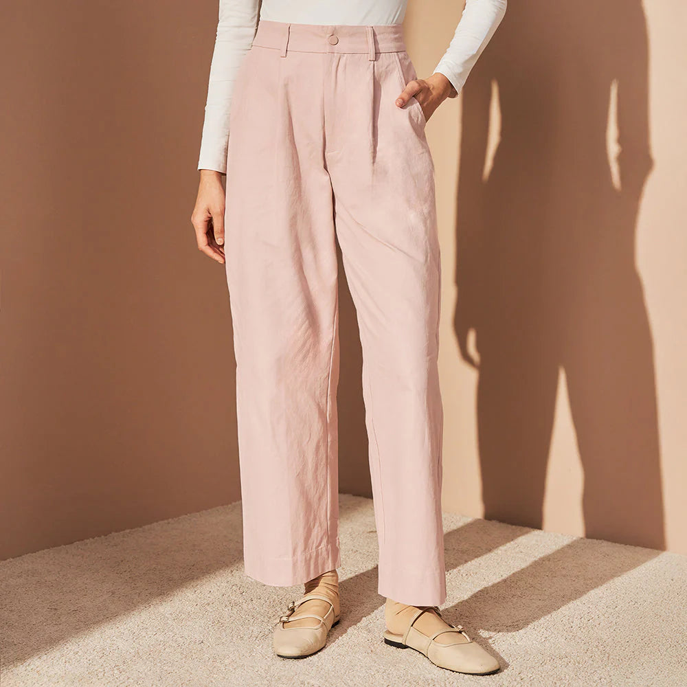 Field Pants in Pink