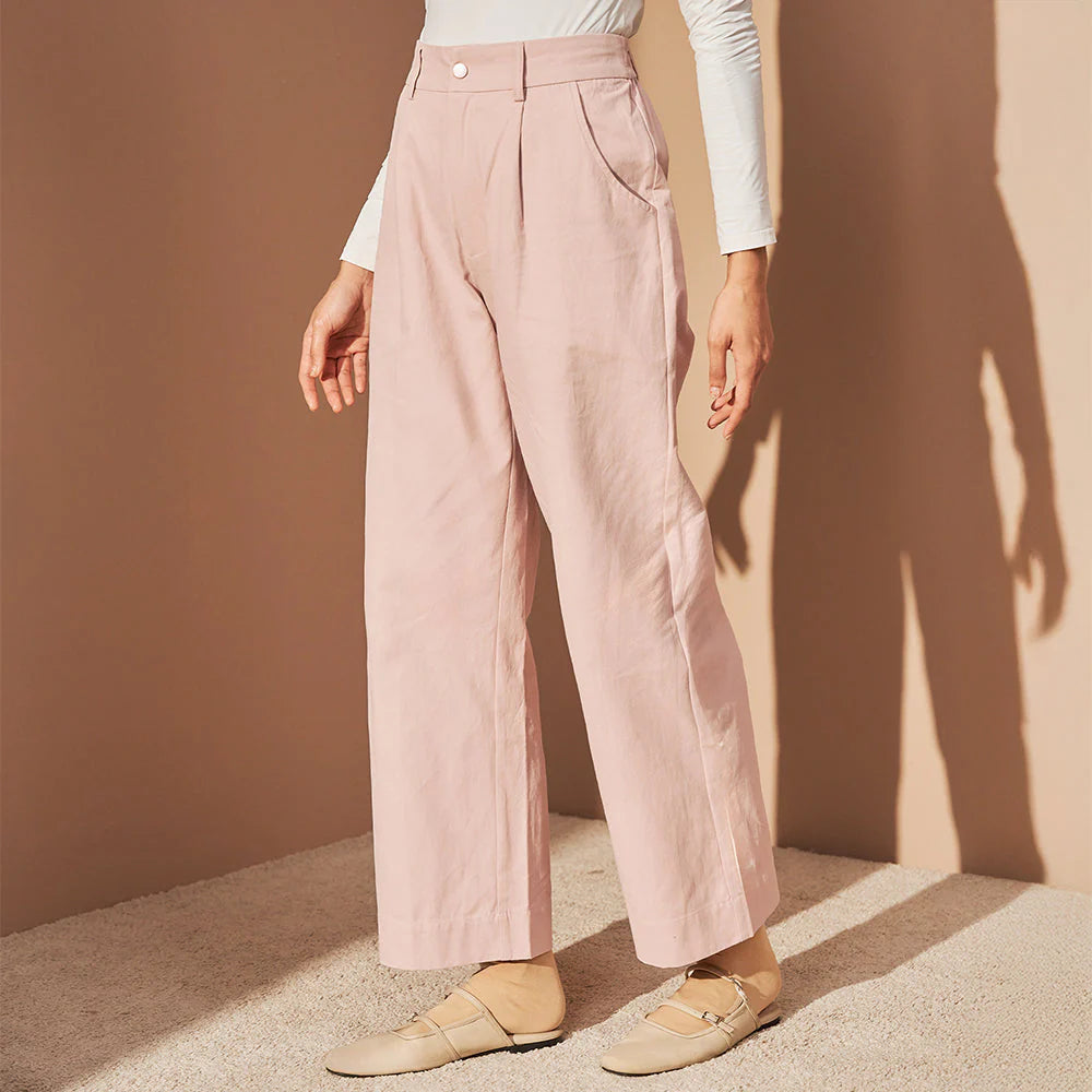 Field Pants in Pink